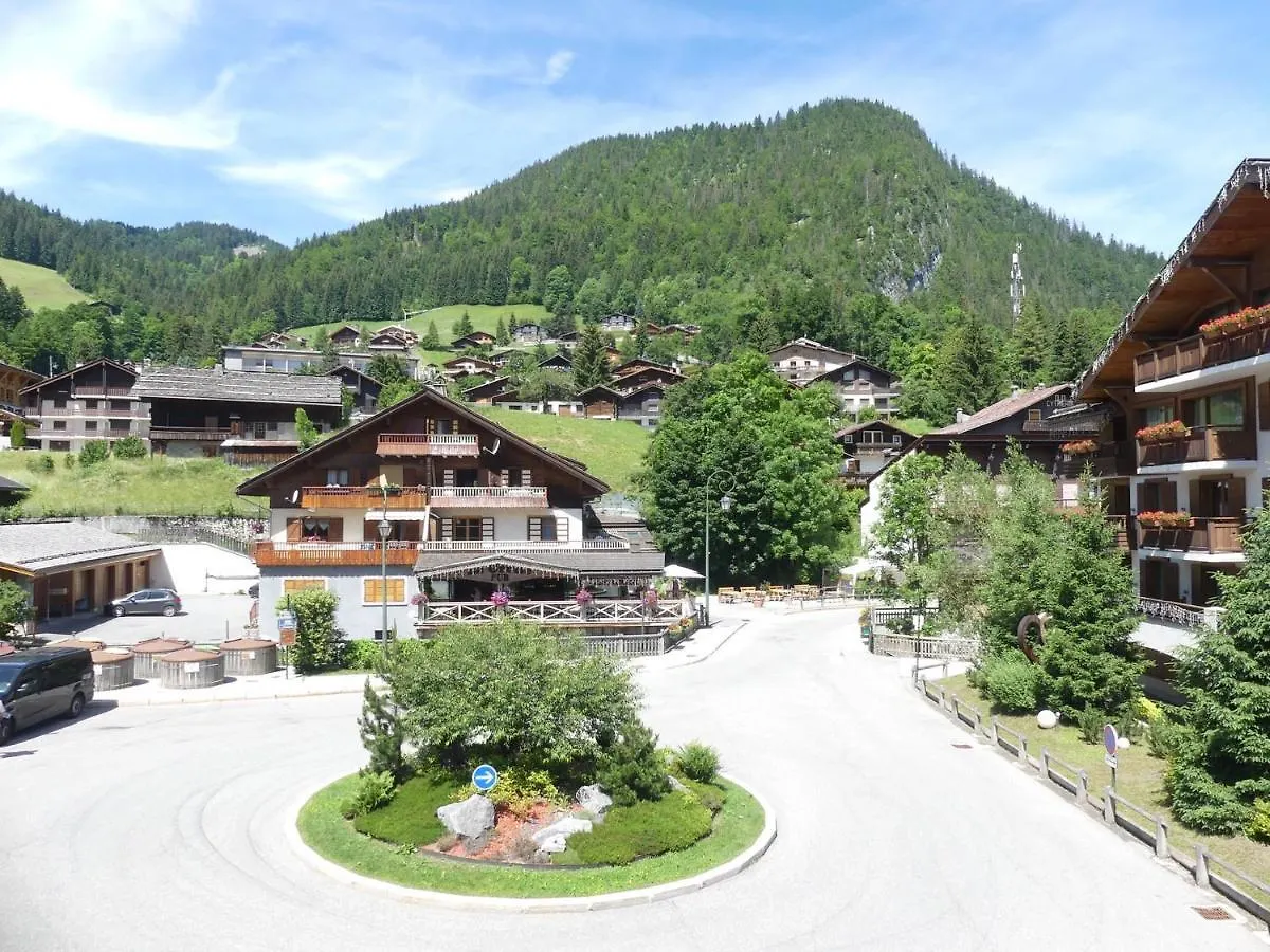 Riviera 2 Appartement 4 Pers Skis Aux Pieds La Clusaz 0*,  France